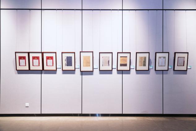 我校举行“清风伴行，，，廉韵沁心”清廉文化作品联展