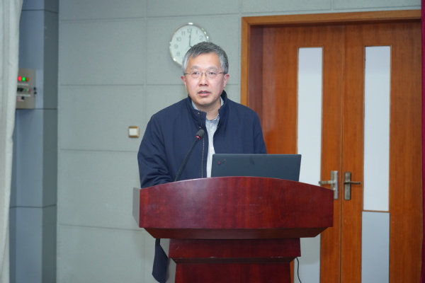 我校召开2025年研究生教育事情总结会