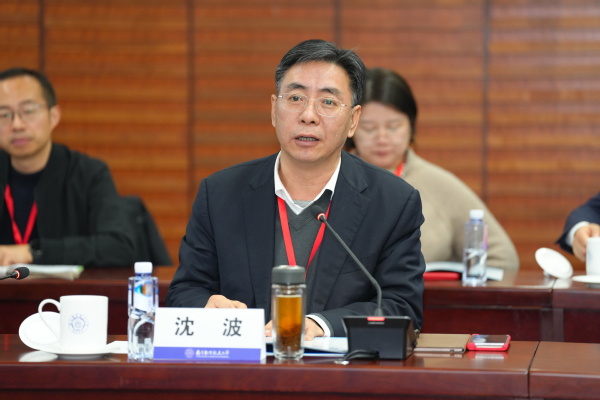 中国商飞—欧陆注册大飞机研究院第一届理事会第二次聚会在我校召开