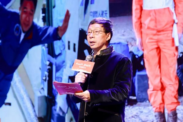 我校举行“科技立异·强国有我”研途悦享会